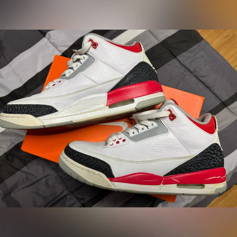 Jordan 3 Retro Fire Red